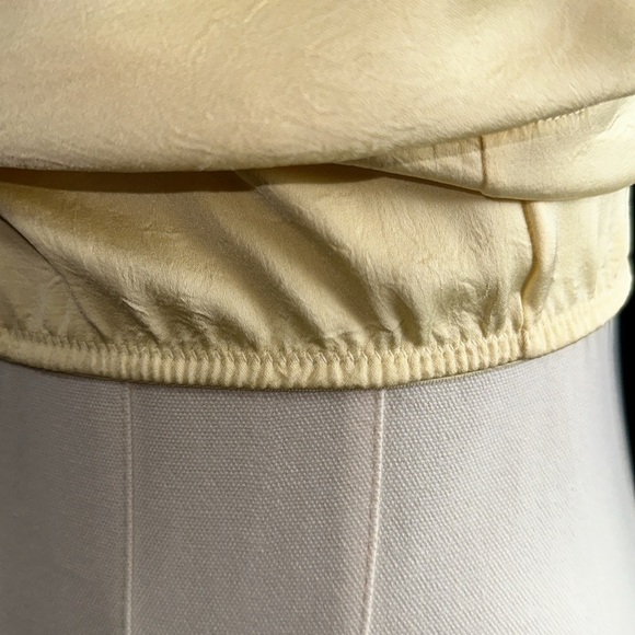 NWT URBAN OUTFITTERS SUMMER TOP SMALL - Picture 5 of 6